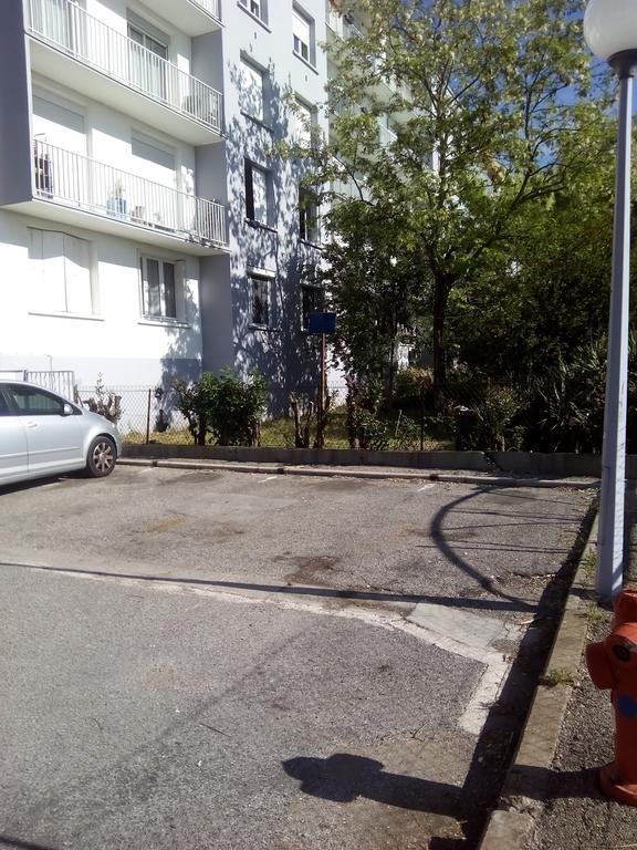 Grand Studio Proche Transport Montpellier Exterior foto